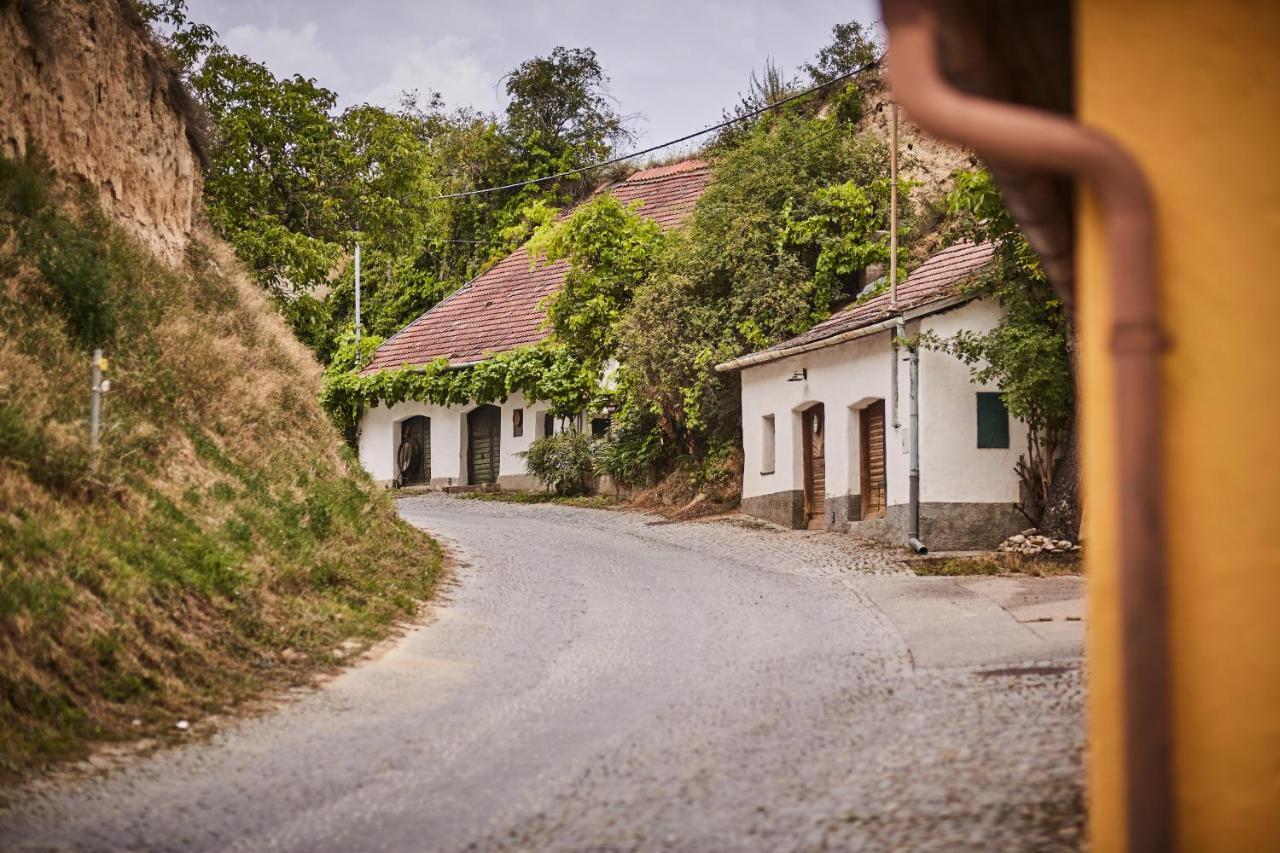 Schmankerl Und Gast Acomodação com café da manhã Rohrendorf bei Krems Exterior foto